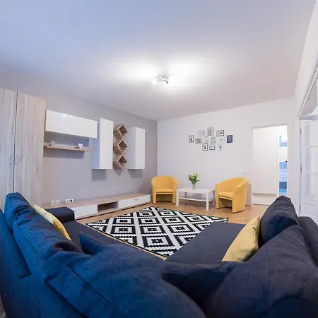 Central Park Penthouse דירה קלוז'-נאפוקה