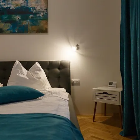 דירה Central Park Penthouse *